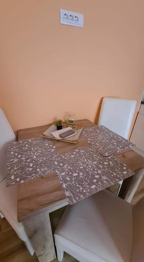 Ales Apartman Сомбор Екстер'єр фото