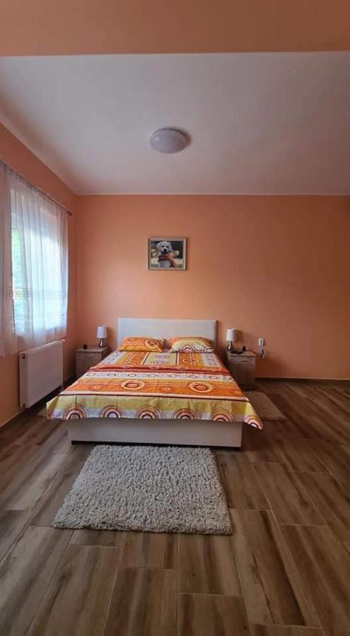 Ales Apartman Сомбор Екстер'єр фото